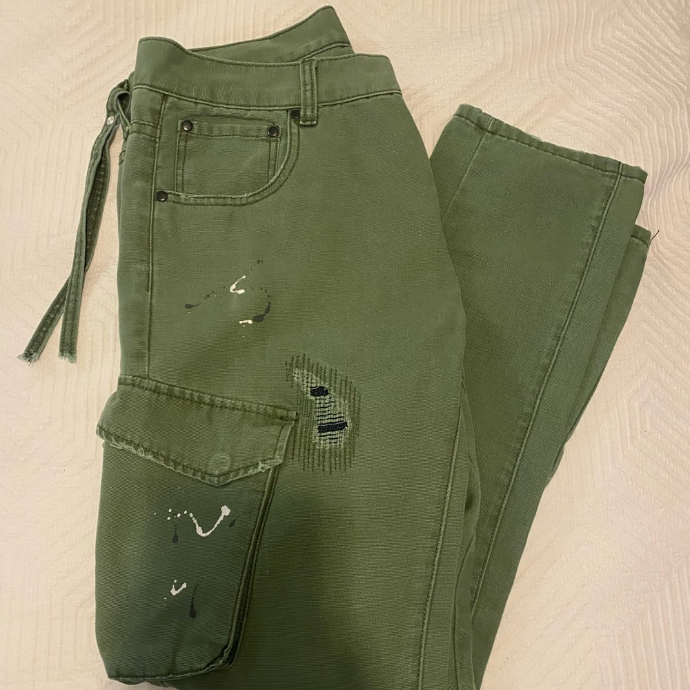 kith men’s cargo pants